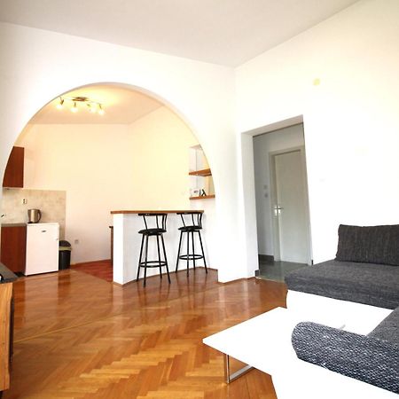 Apartamento Makarska Centre & Free Private Parking Exterior foto