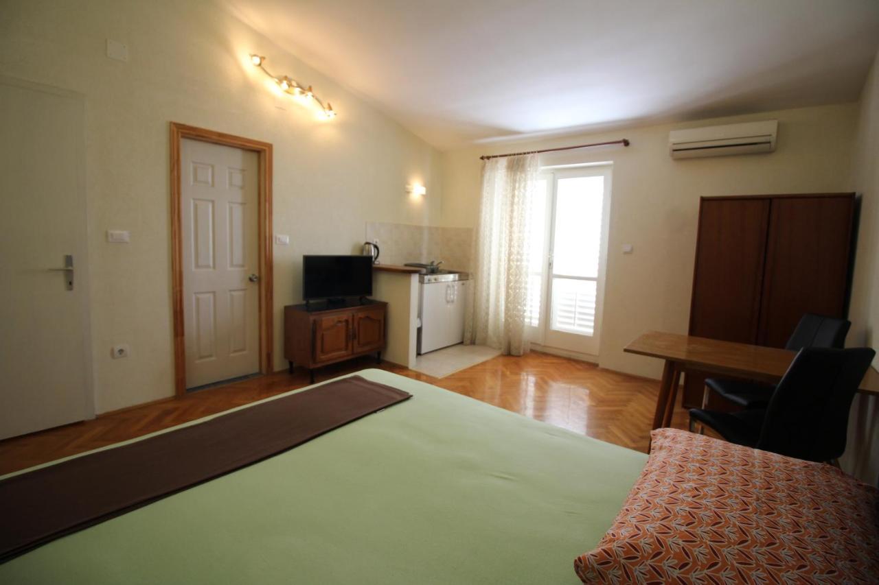 Apartamento Makarska Centre & Free Private Parking Exterior foto